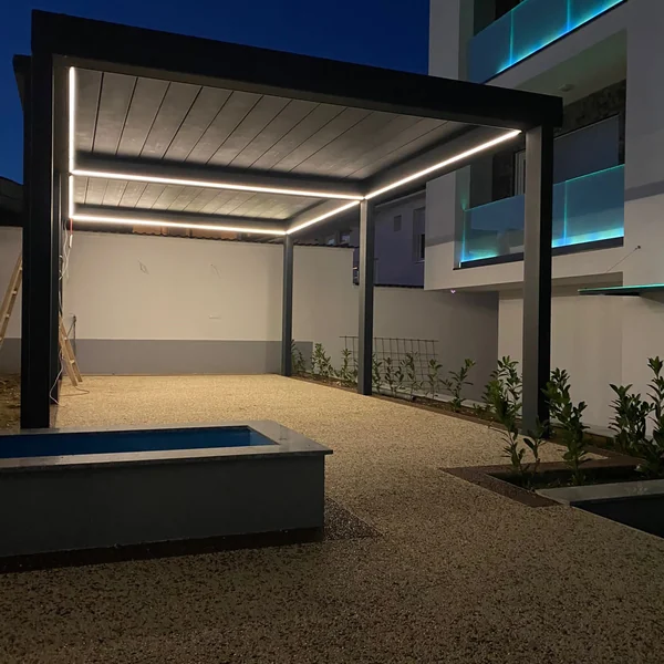 Fener Mah. çevresi için Bayraktar Tente'nin İstanbul'da uyguladığı pergola tente örneği