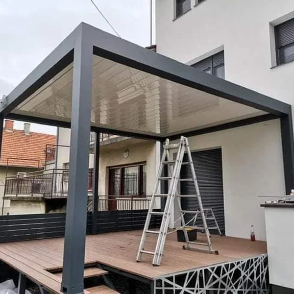Akalan Mah. çevresi için Bayraktar Tente'nin İstanbul'da uyguladığı pergola tente örneği