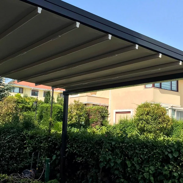 Batı Mah. çevresi için Bayraktar Tente'nin İstanbul'da uyguladığı pergola tente örneği