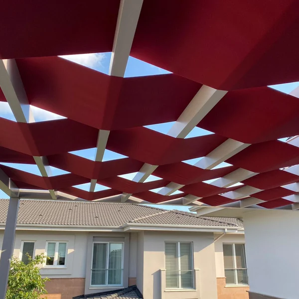 Cami Mah. çevresi için Bayraktar Tente'nin İstanbul'da uyguladığı pergola tente örneği